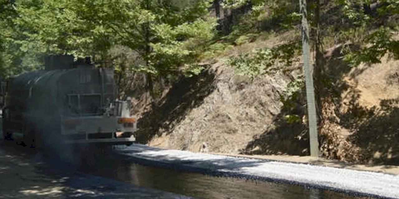 Antalya Çiçekoluk’ta 40 yıllık asfalt özlemi sona erdi