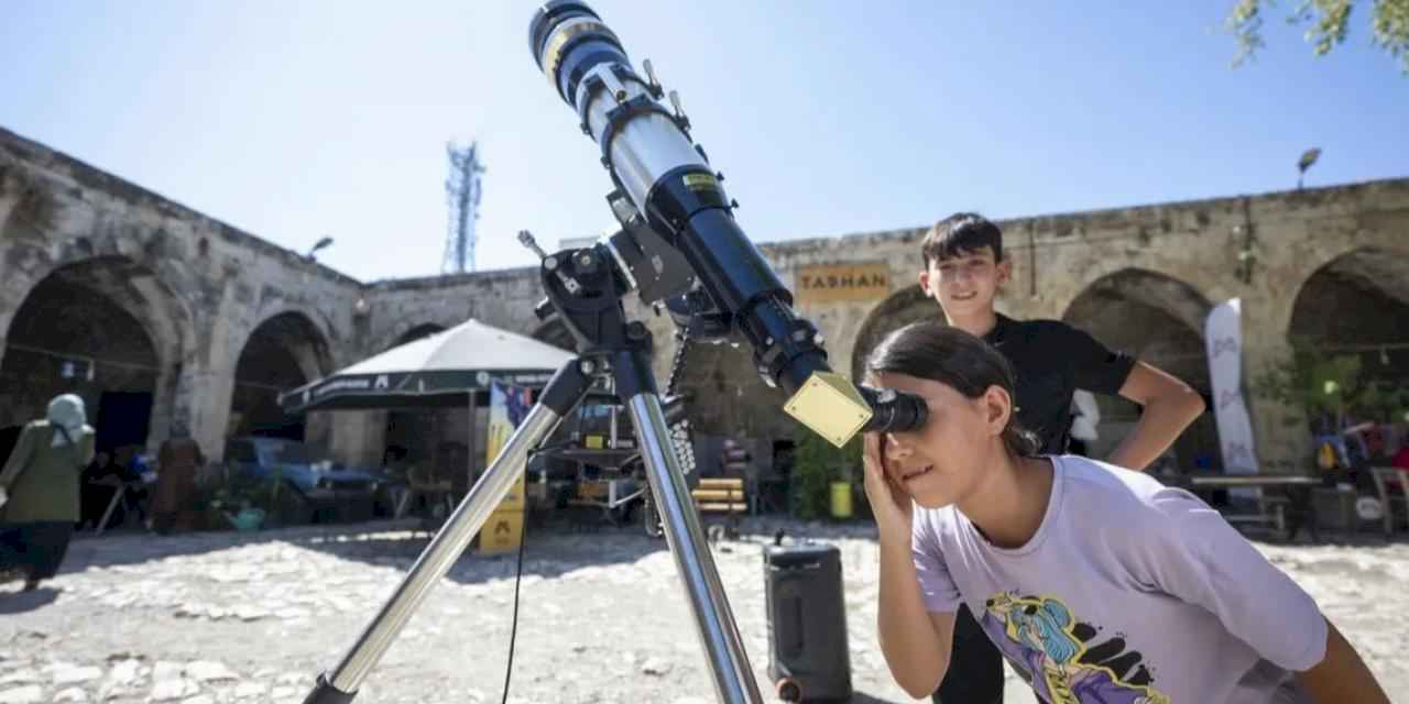 Mersin’in ilçelerinde gezici şenlik