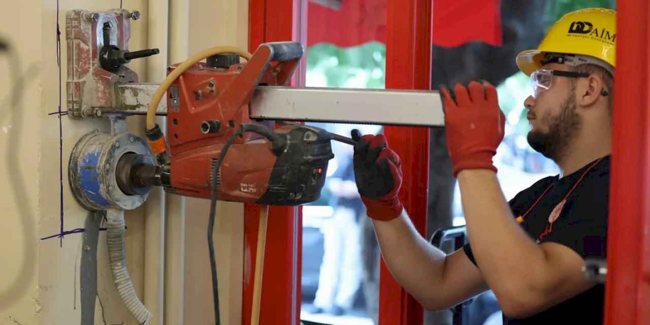 İstanbul Bakırköy’deki binalara deprem testi