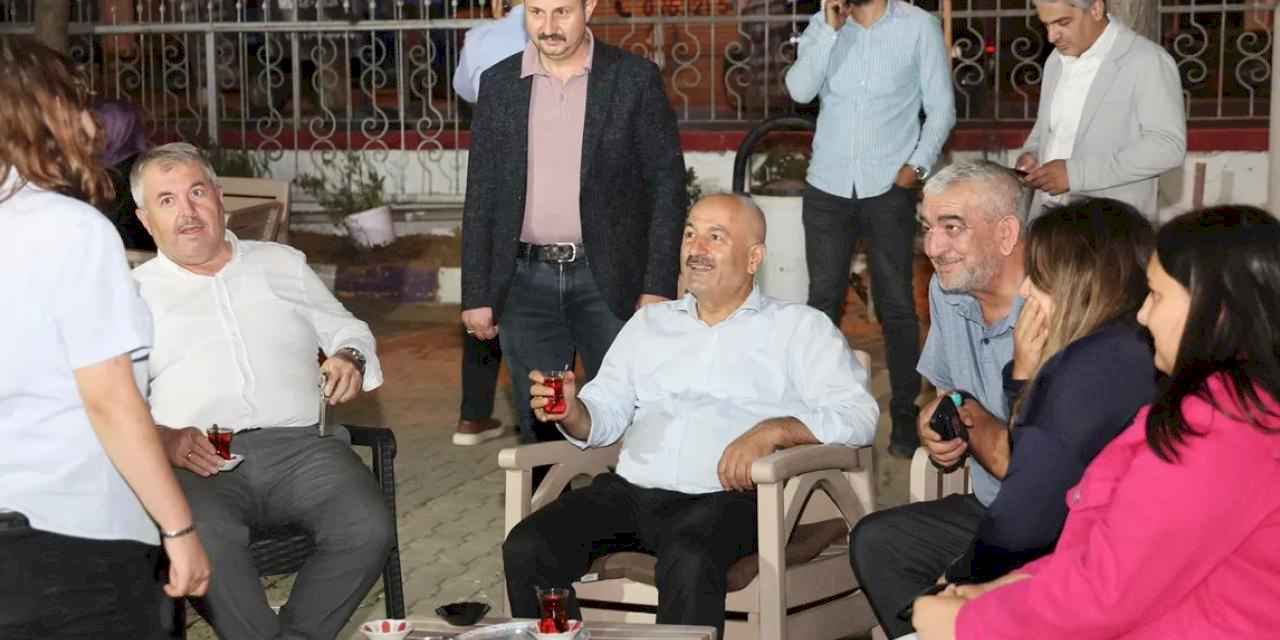 Başkan Büyükgöz Mollafenarili vatandaşlarla çay sohbetinde buluştu