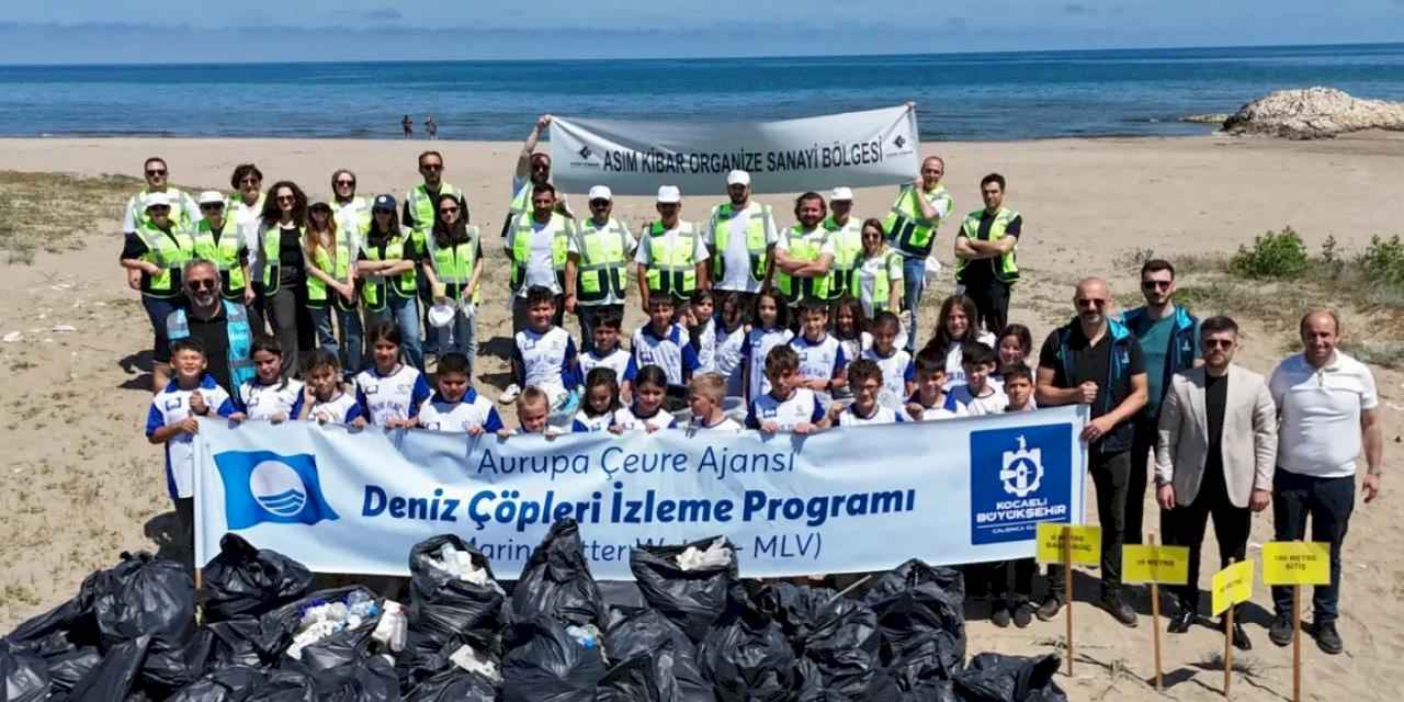 Kocaeli'de deniz ve kıyı temizliğinde durmak yok