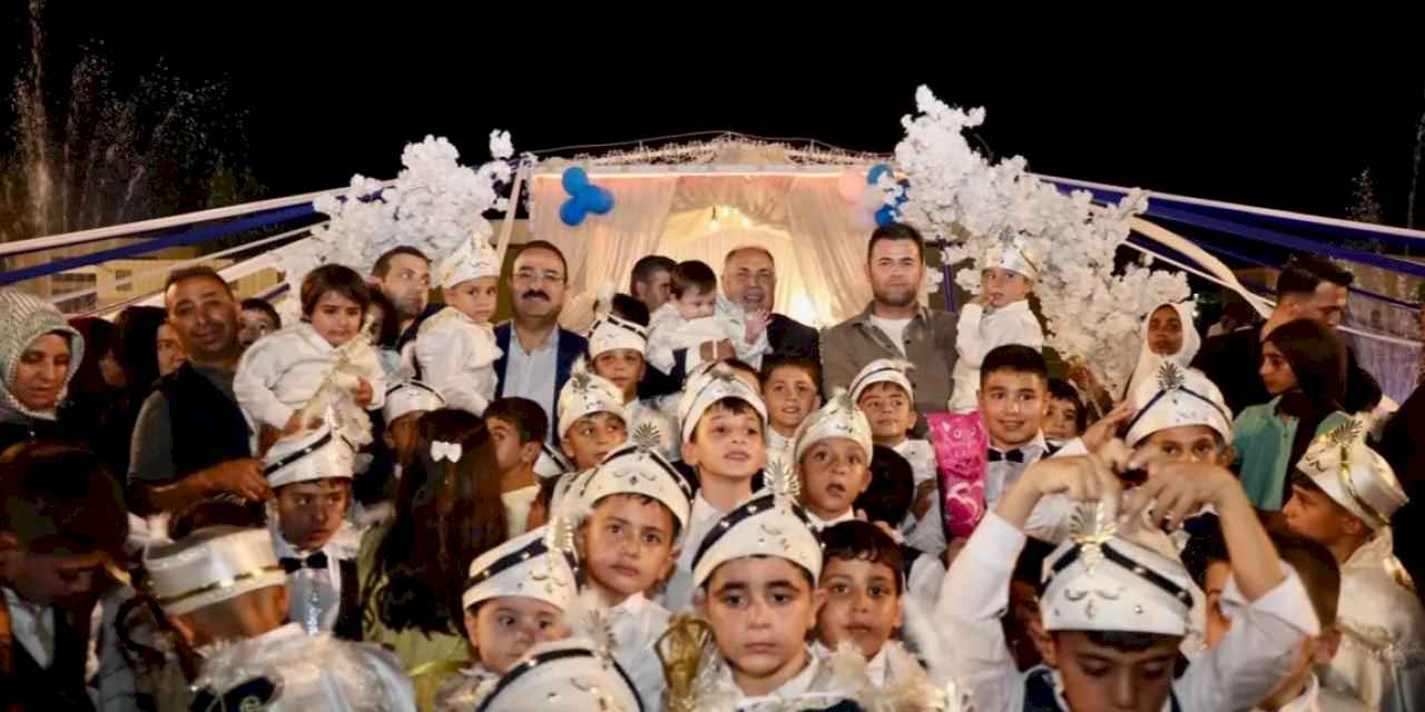 Belediyeden yetimlere toplu sünnet şöleni