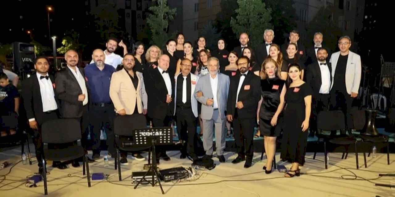 Kayseri Talas'ta zafer coşkusu sanat müziğiyle zirvede