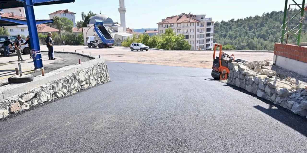 Manisa Büyükşehir'den Gördes'e asfalt