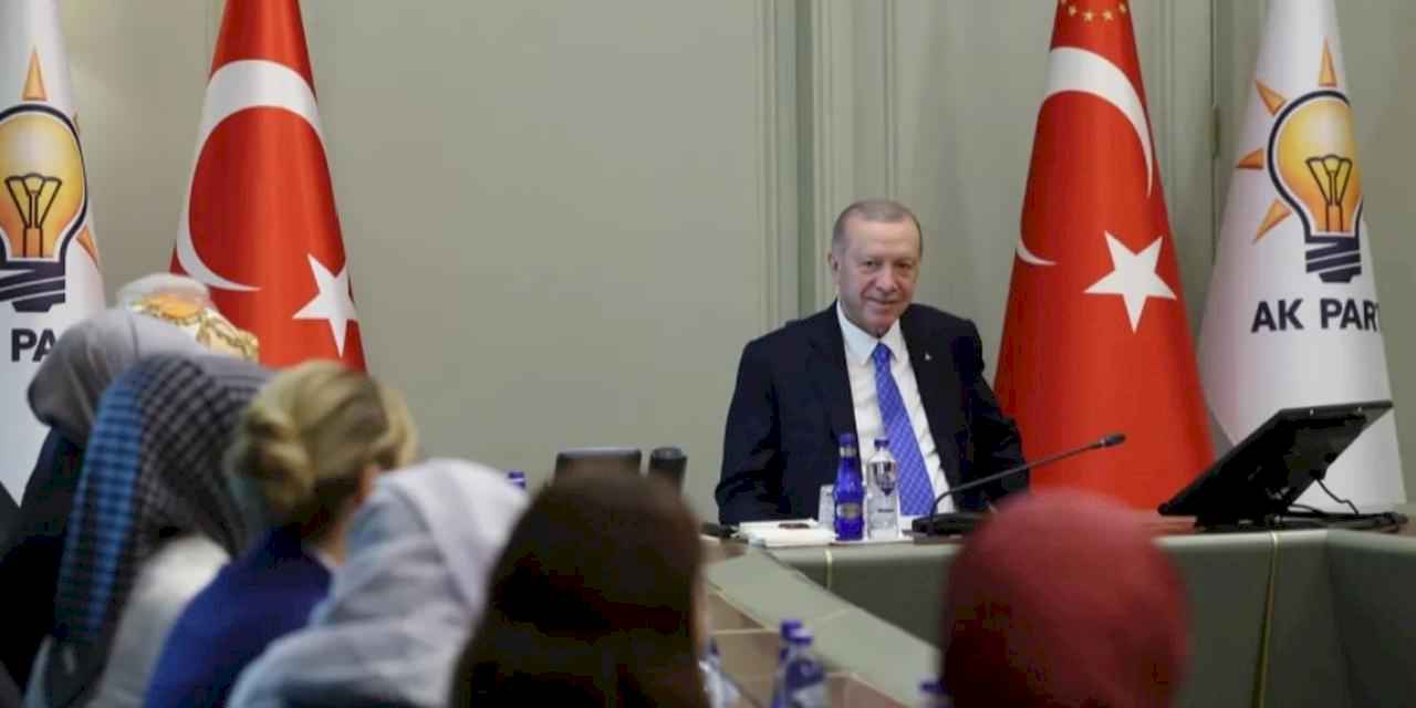 Cumhurbaşkanı Erdoğan, AK Partili kadın belediye başkanlarıyla buluştu