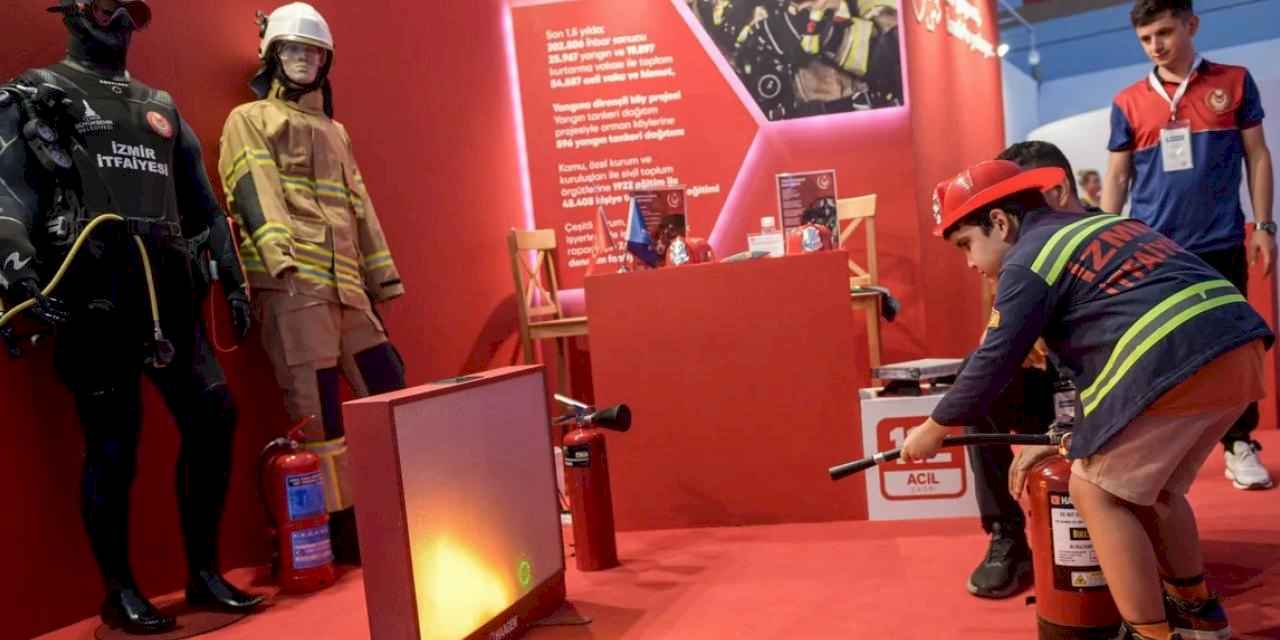 İzmir'de alevler sanal, heyecan gerçek