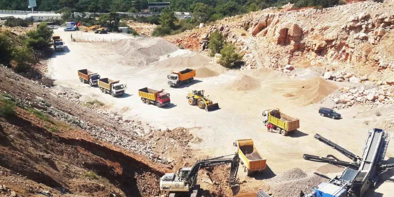 Muğla'dan hafriyat kamyonlarına uydu takibi