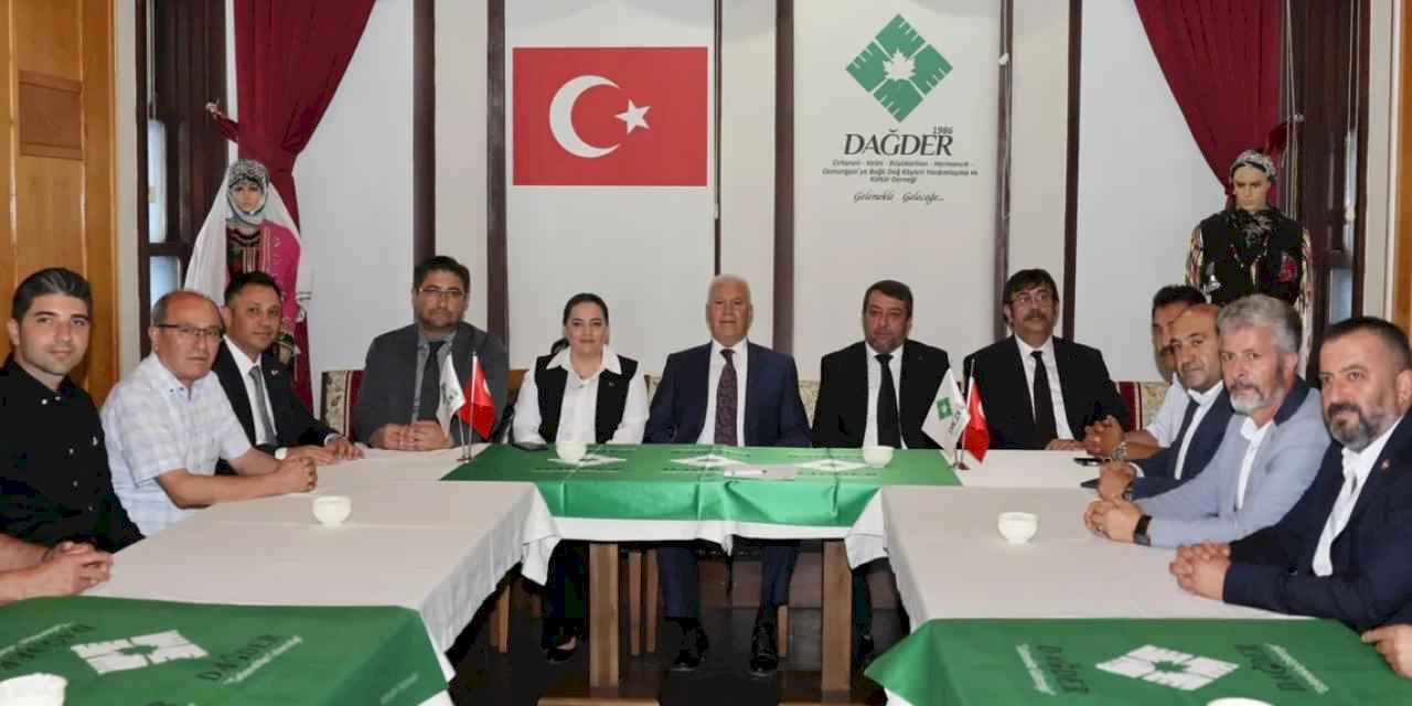 Bursa'da Başkan Bozbey'den gençlere güvence