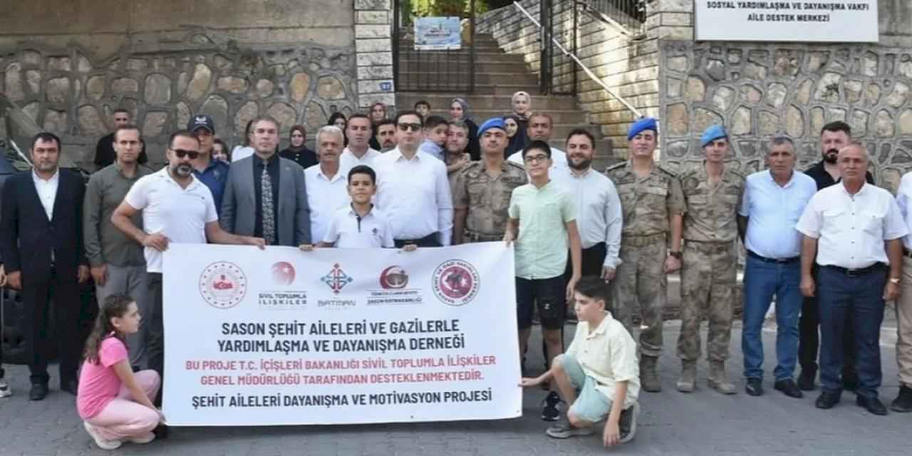 Batman Sason’da şehit ailelerine moral desteği