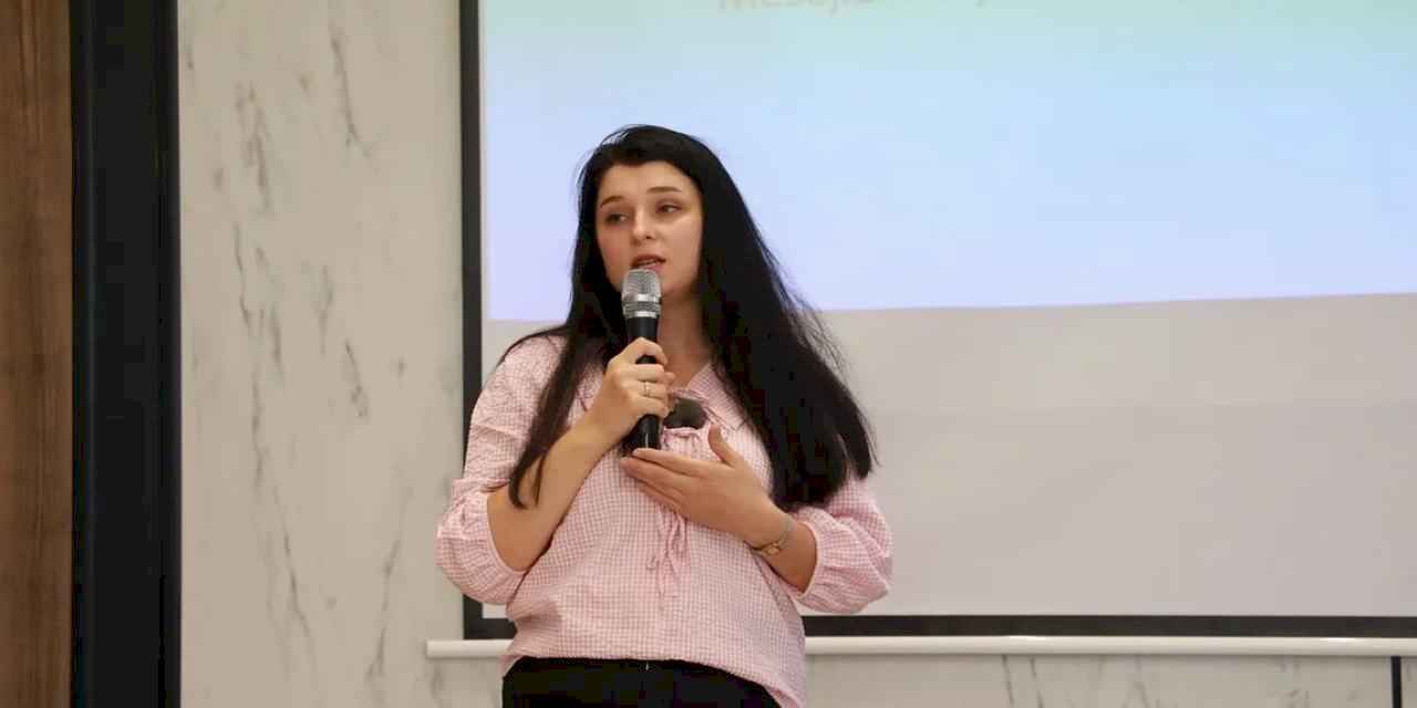 Konya Karatay'da 'hoş kubbe'de çocuklar eğleniyor ailelere öğreniyor