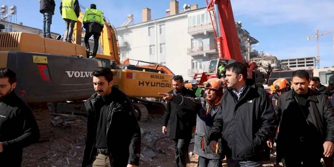 Bakan Kurum'a Elazığ'dan fahri berat