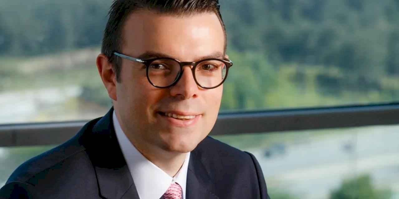 Abdi İbrahim’e Brandon Hall'dan altın ödül