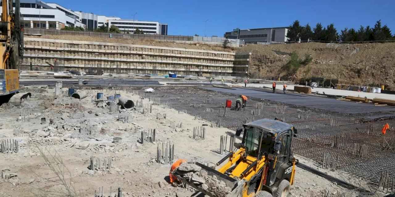 KOÜ Umuttepe’de cami ve otopark projesi yükseliyor
