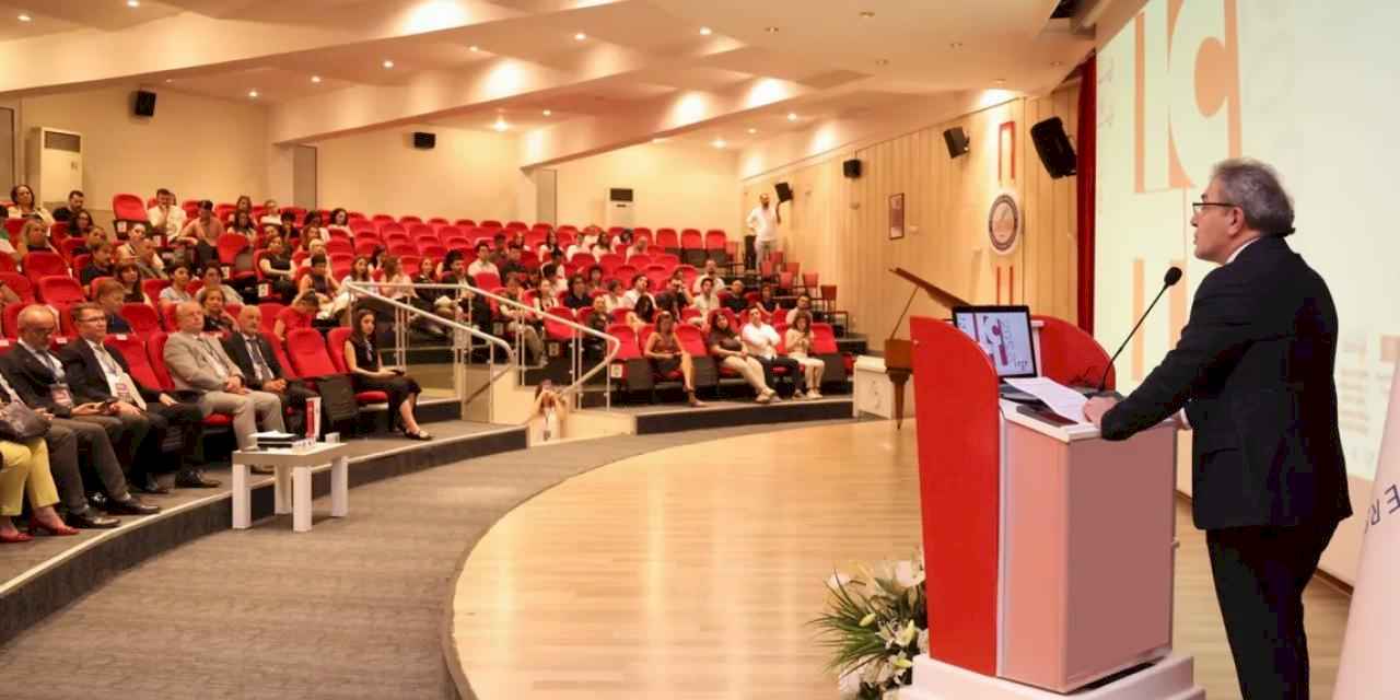 Türk Dilbilim Kurultayı 21 yıl sonra DEÜ’de yapılıyor