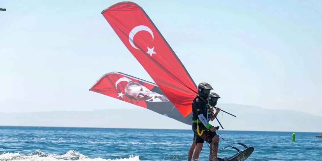 Bursa Gemlik Körfezi’nde su şöleni