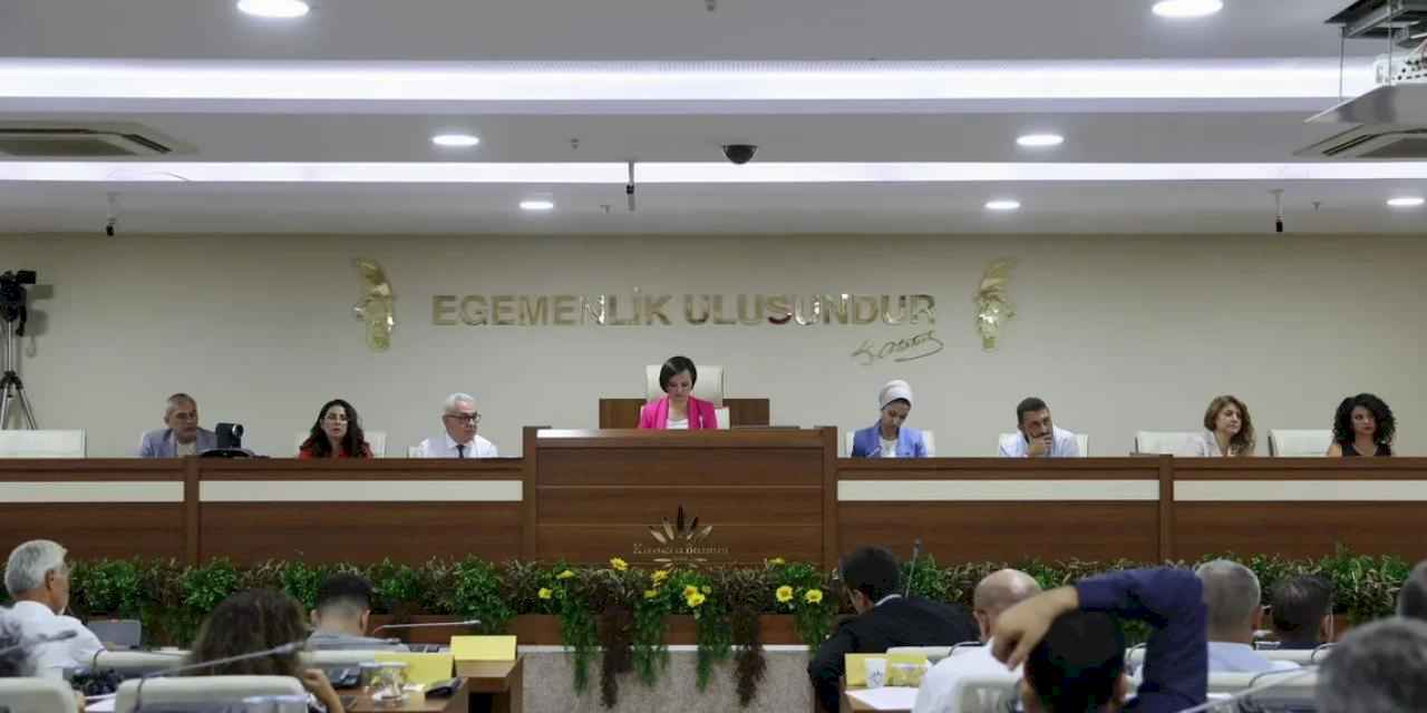 Karabağlar'da gündem kentsel dönüşüm