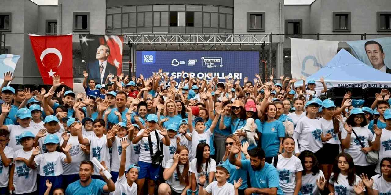 Belediyeden öğrencilere spor desteği