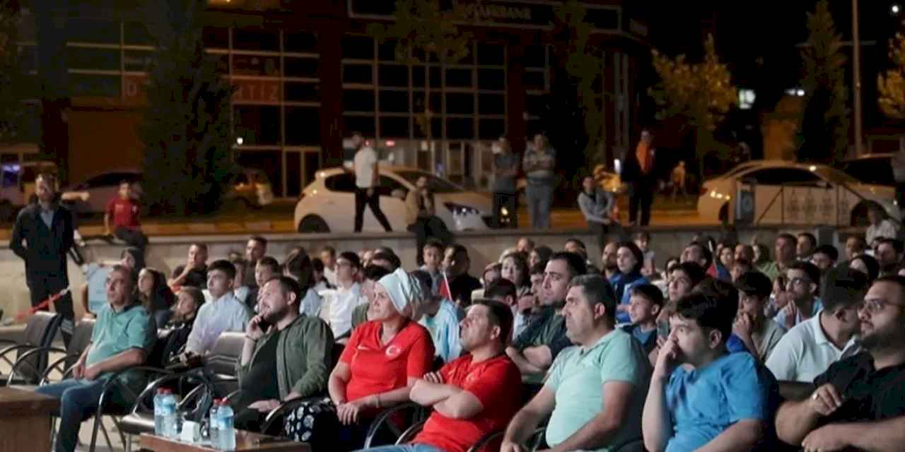Nevşehir Belediyesi milli heyecan için ekran kuruyor