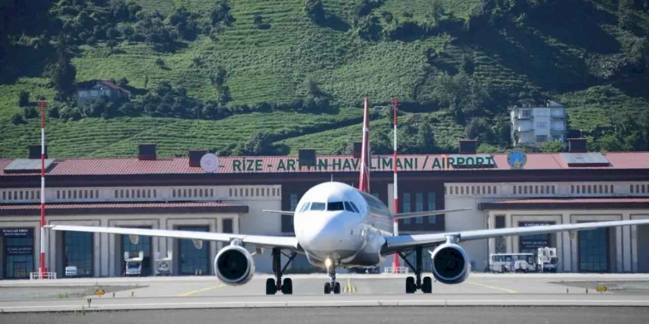 Uçak yolculuklarında ücretsiz su dönemi başladı