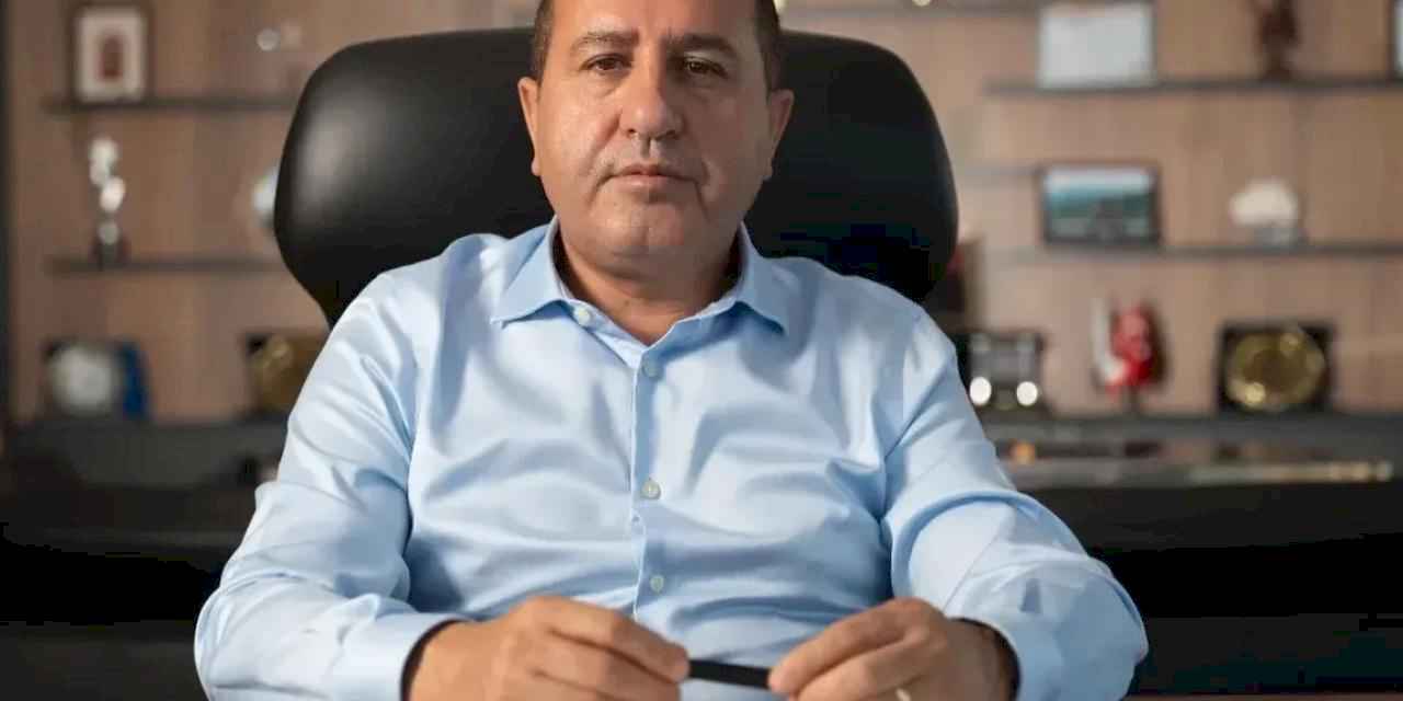 Türk işadamına Kanada’dan Kral III. Charles nişanı