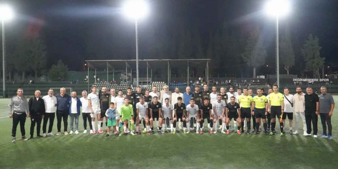 Gölcük’te Başkanlık Kupası Futbol Turnuvası başladı