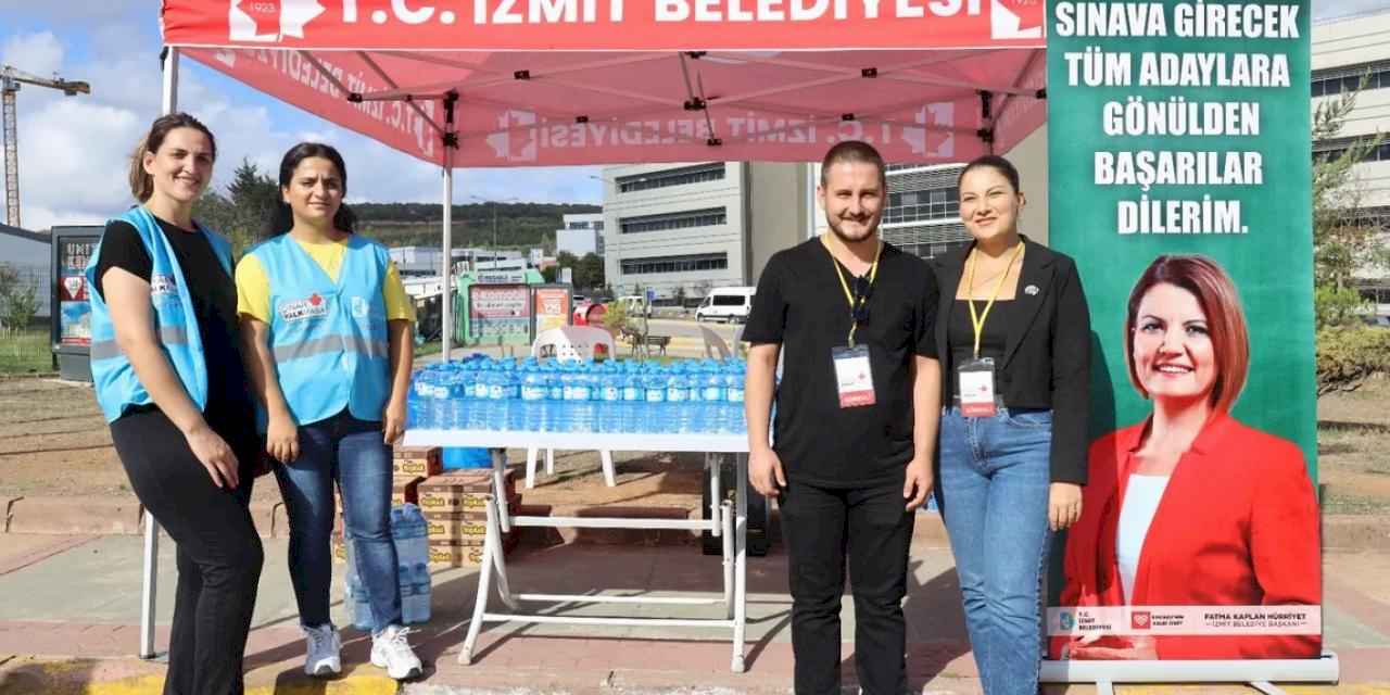 İzmit Belediyesinden KPSS adaylarına destek