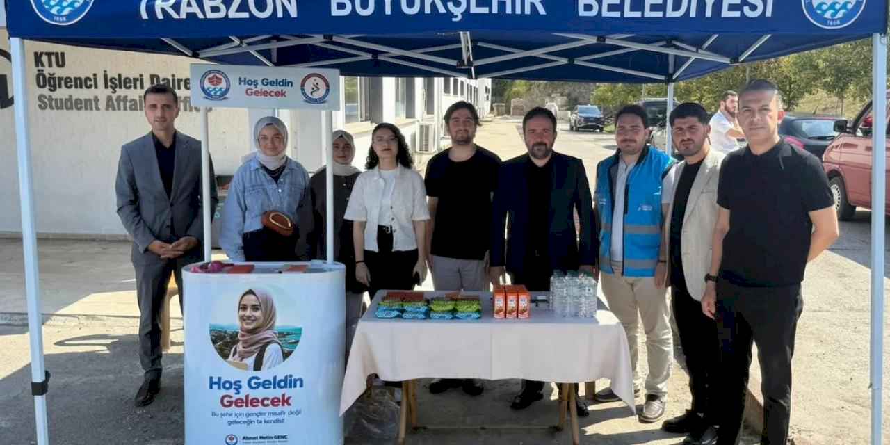 Büyükşehir'den üniversiteli gençlere sıcak karşılama