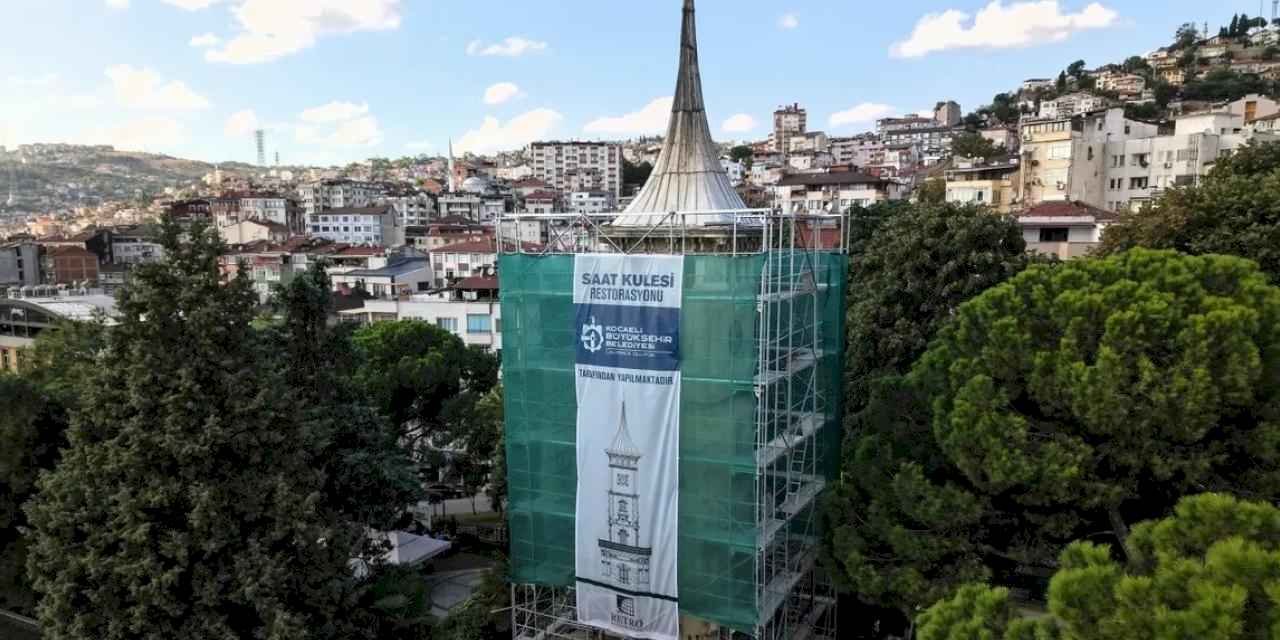 Tarihi yapı tarihi kimliğine kavuşuyor... İzmit Saat Kulesi restorasyonda