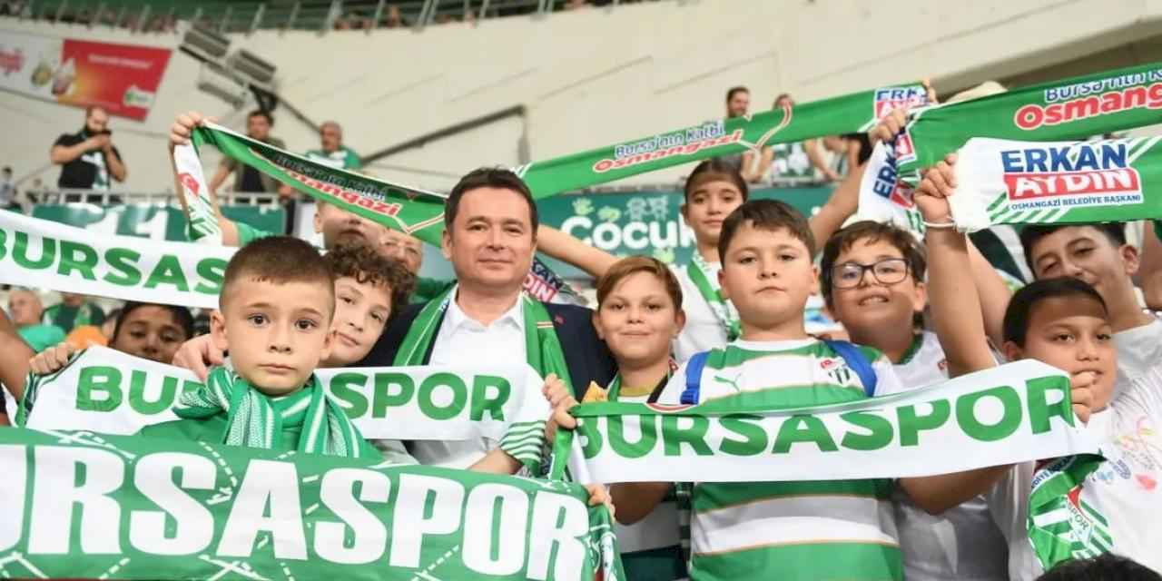 Başkan Aydın, Bursaspor maçını çocuklarla izledi