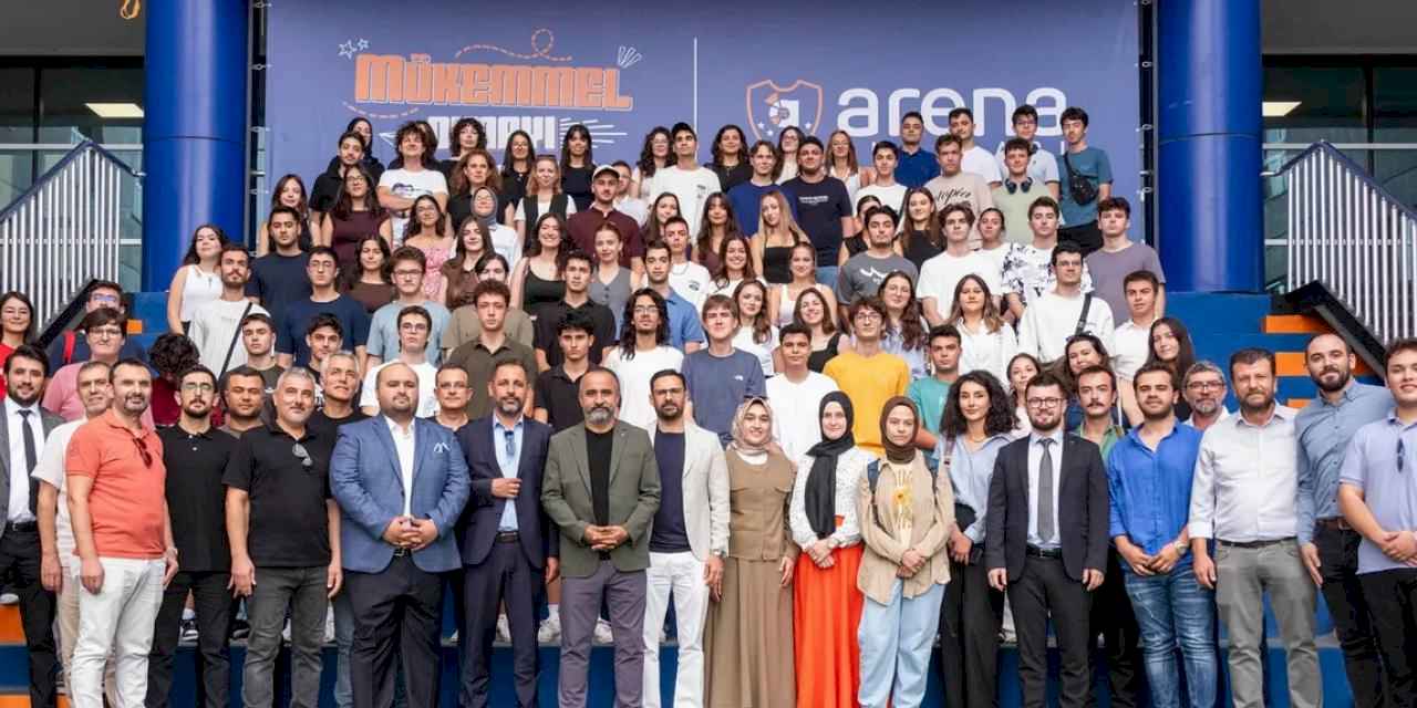 Bursa'da Arena mezunları geleneksel pilav gününde buluştu