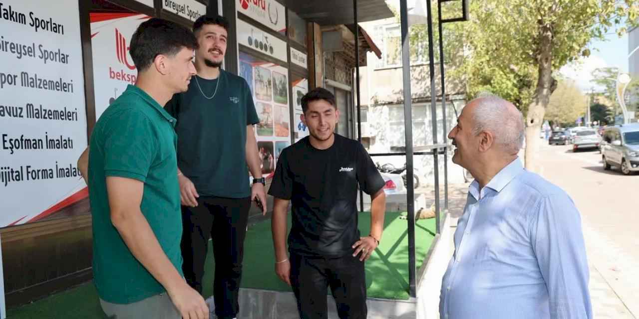 Gebze'de Başkan Büyükgöz’den Güzeller esnafına ziyaret