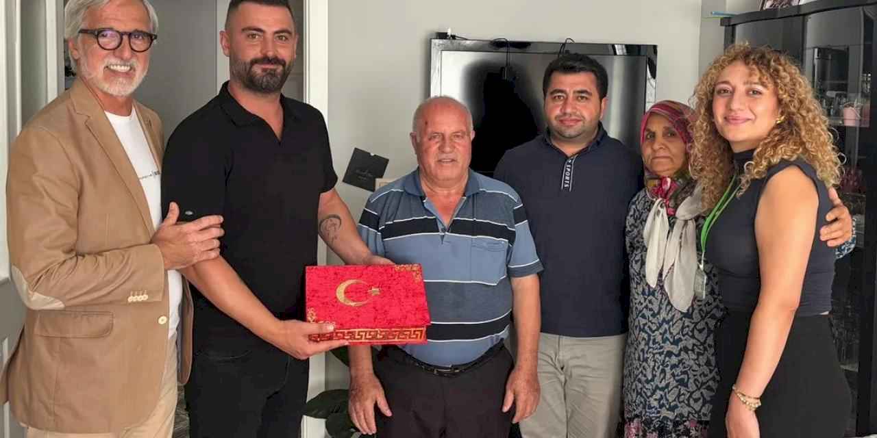 Kıbrıs Gazilerine İzmit Belediyesi'nden anlamlı ziyaret