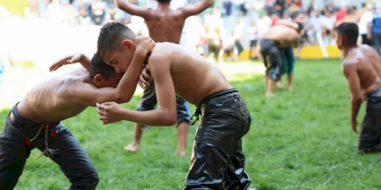 Derince'de İshakçılar Yağlı Pehlivan Güreşleri için geri sayım