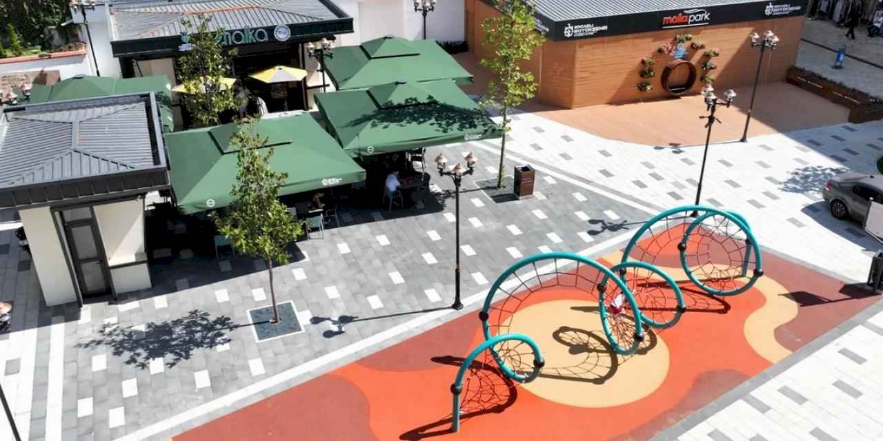 Kocaeli'de Başkan Büyükakın’a 'Mola Park' teşekkürü