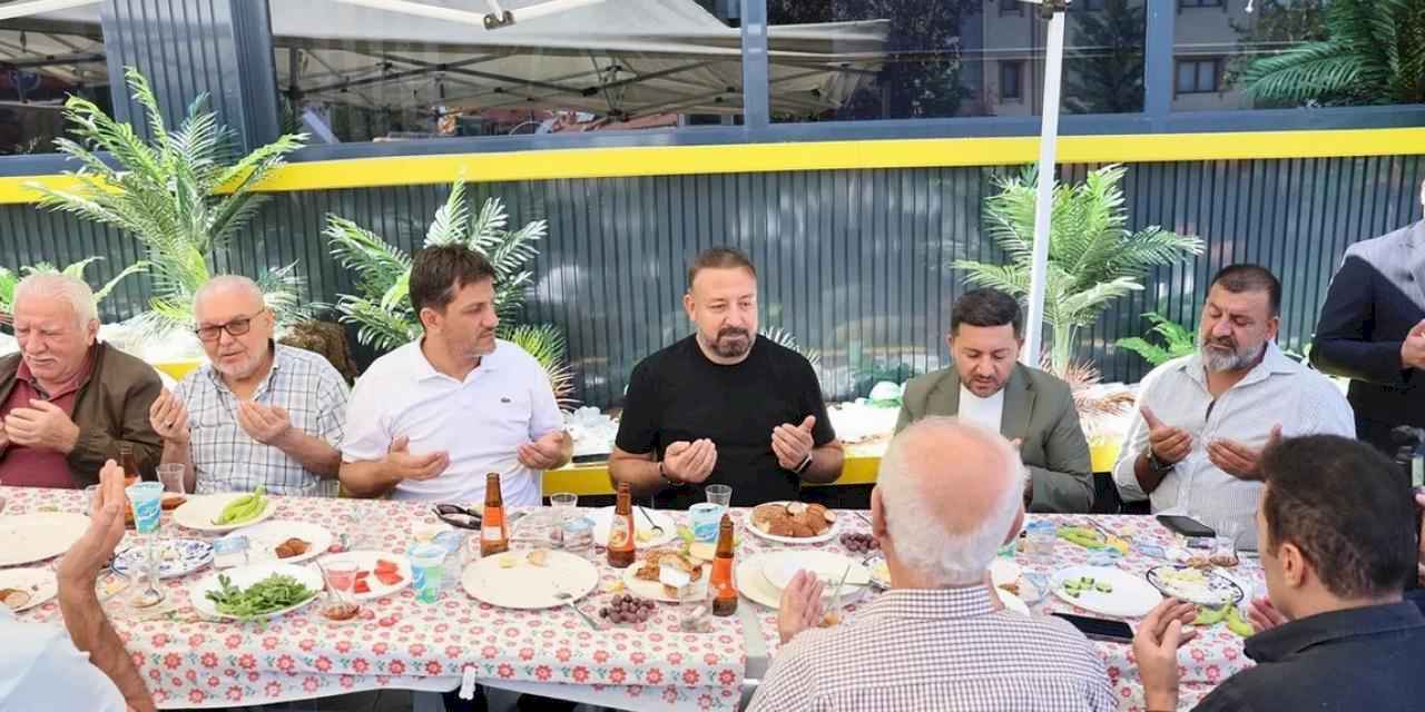 Rasim Arı'dan esnaf ziyaretleri