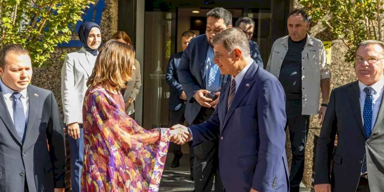 Arjantin Başkonsolosu Vivas’tan İzmir'e ziyaret