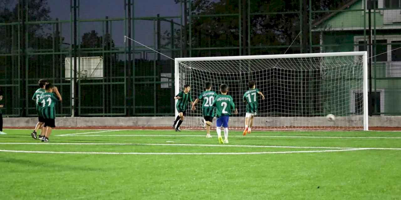 Sakarya Sapanca'da gençler için yeni spor alanı