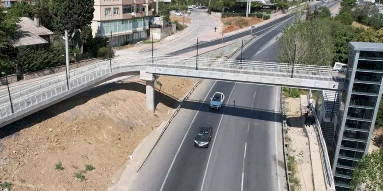 Gebze'deki üst geçit asansörüne bakım