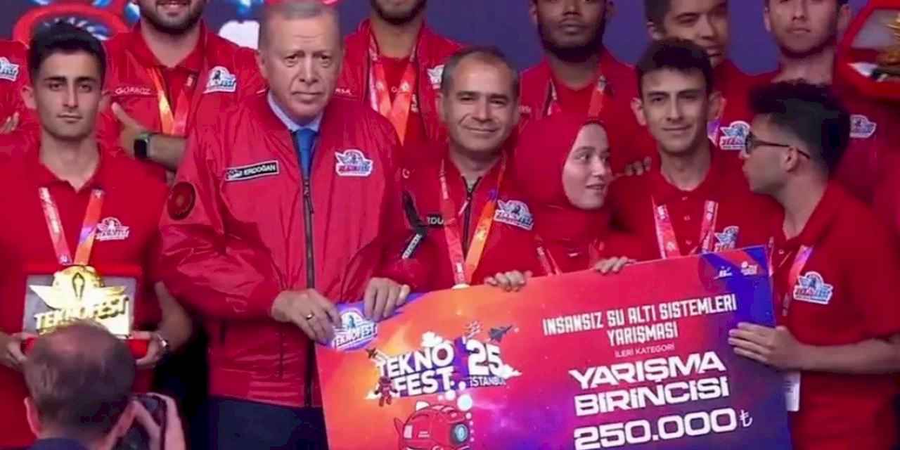 Teknofest 2025’te gençlere övgü: Sizler ülkemizin aydınlık geleceğisiniz!