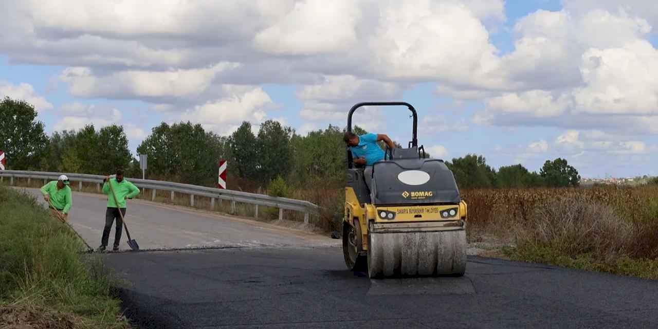 Sakarya’nın kuzeyinde 4 mahalle daha sıcak asfalt konforu