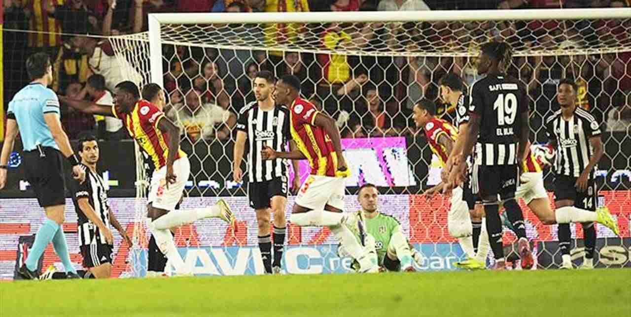 Göztepe 3-0 Beşiktaş (Maç Sonucu) Göztepe Kartal'a geçit vermedi!