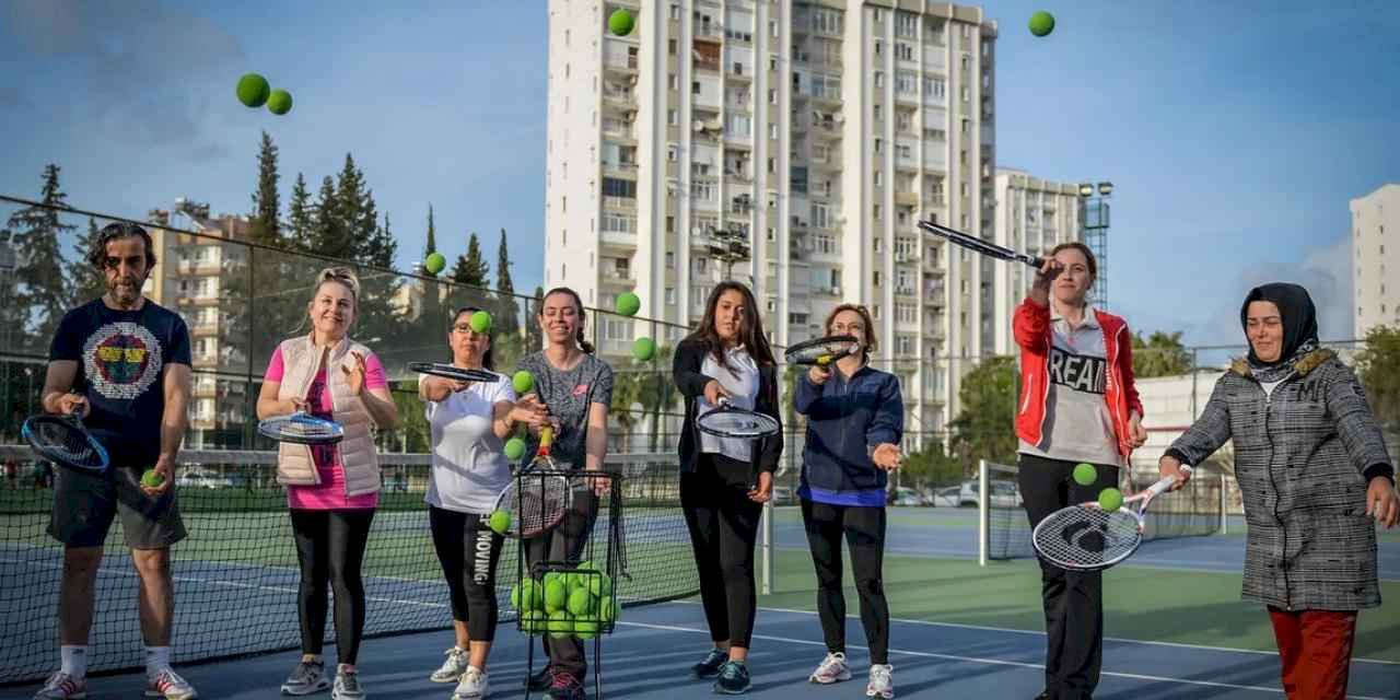 Antalya Muratpaşa'da Spor Okulları'nda sonbahar dönemi