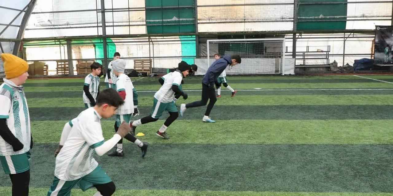 Konya Karatay Belediyesi’nden gençlere spor daveti