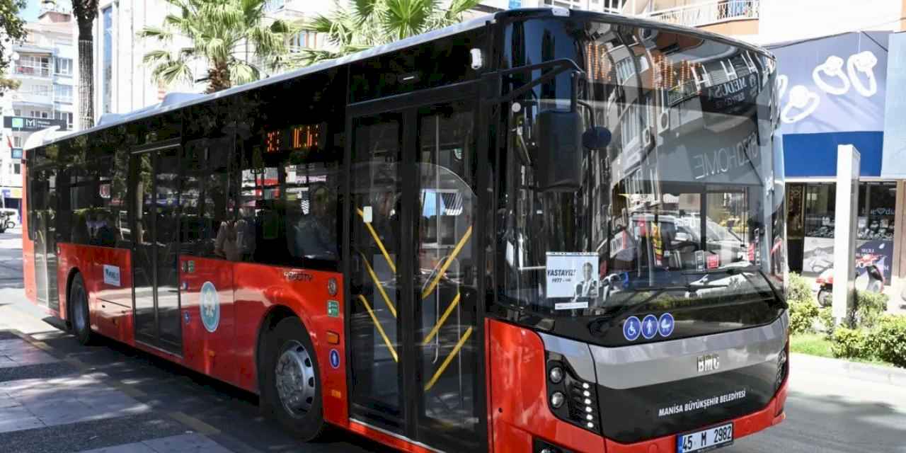 Manisa Büyükşehir'den öğrencilere yeni otobüs ayarı