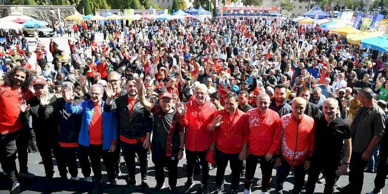 Uluslararası Kayseri Yarı Maratonu şölen yaşattı