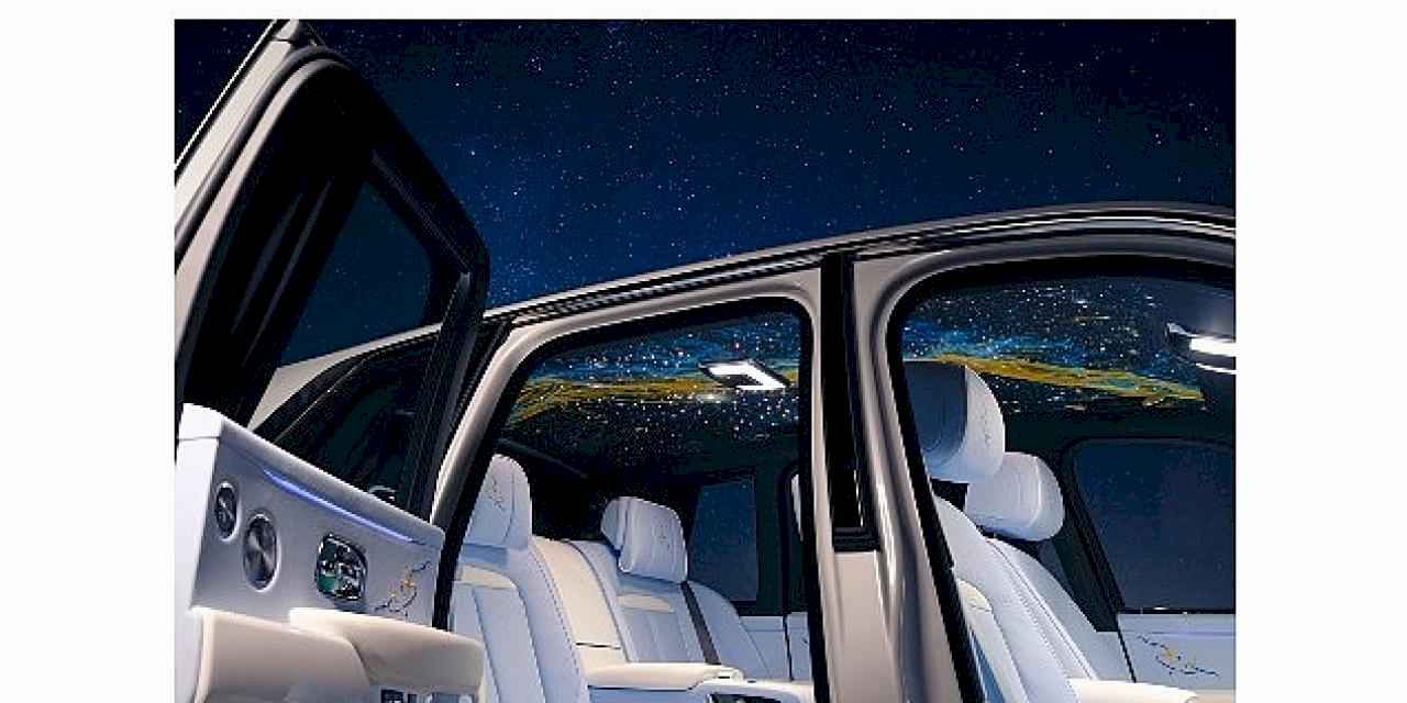 Rolls-Royce'dan uzayın dramasını kutlayan eşsiz tasarım; Cullinan Cosmos
