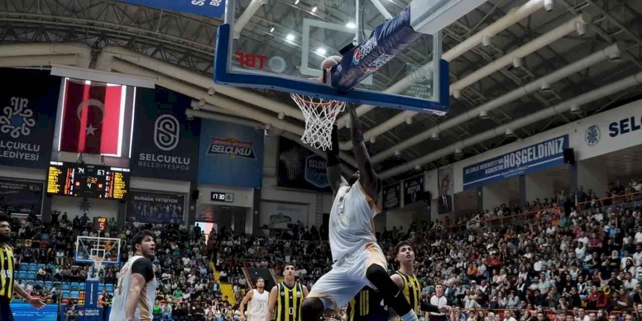 Konya potada sezonu galibiyetle açtı