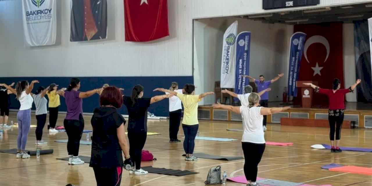 İstanbul Bakırköylü kadınlar güne sportif başlıyor