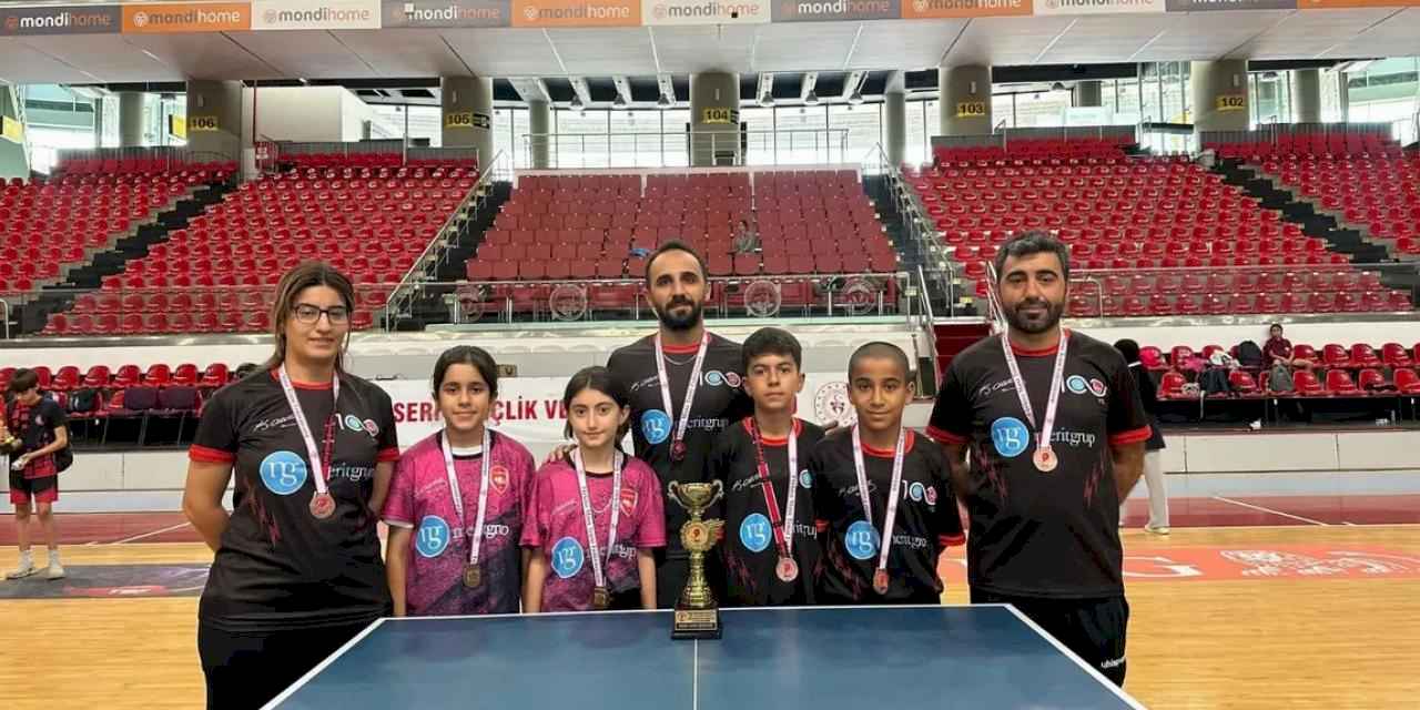 Merit Grup Real Mardin Spor Kulübü namağlup lider