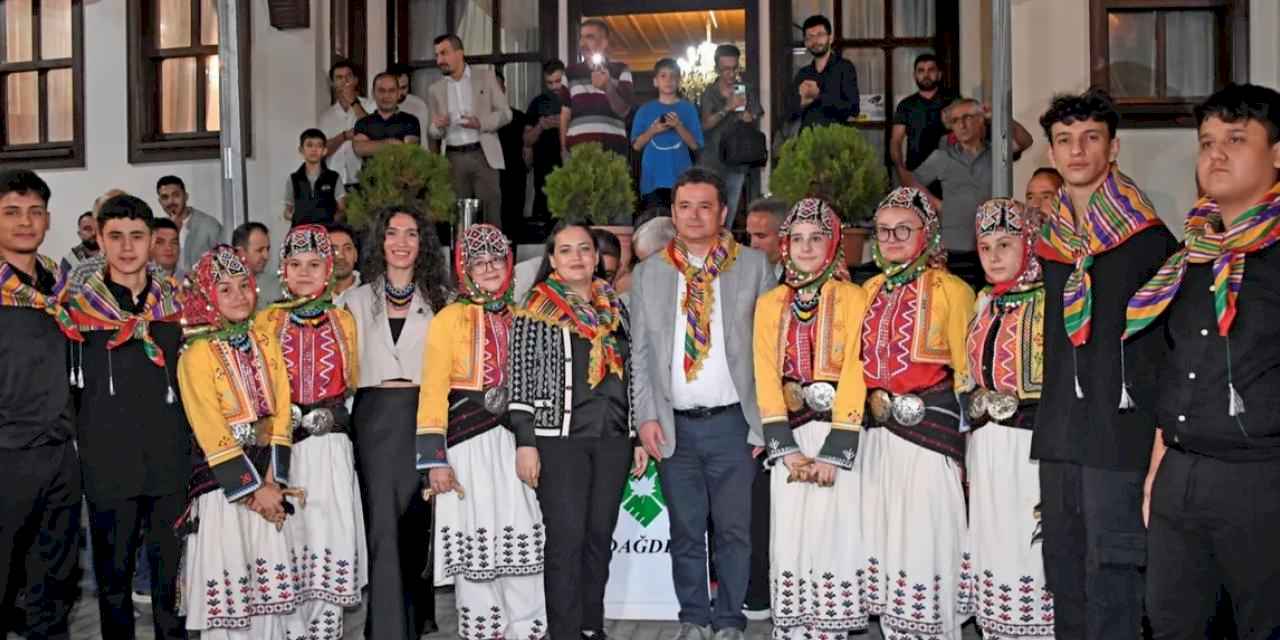 Başkan Aydın, Danışık Gecesi’nde hemşehrileriyle buluştu